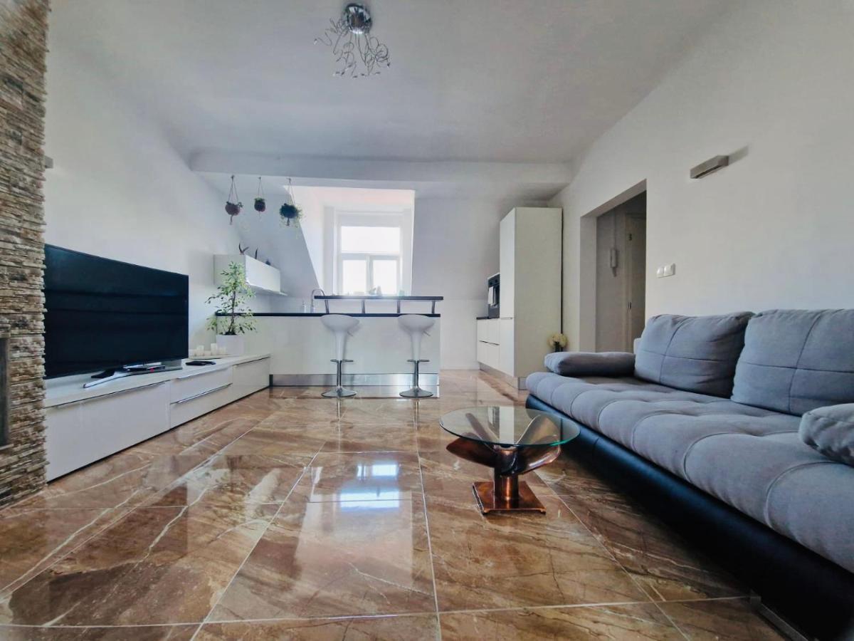 ברטיסלאבה Apartman Blumental Centrum מראה חיצוני תמונה