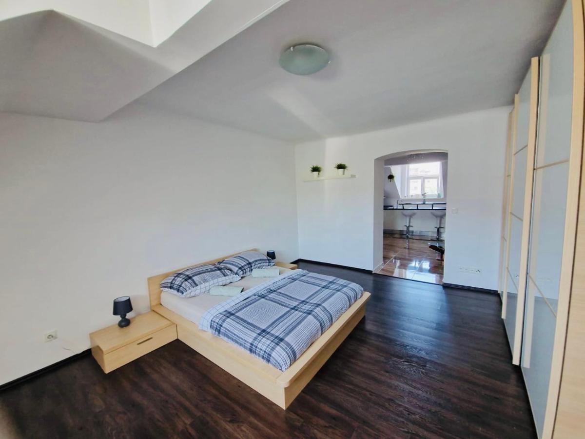 ברטיסלאבה Apartman Blumental Centrum מראה חיצוני תמונה